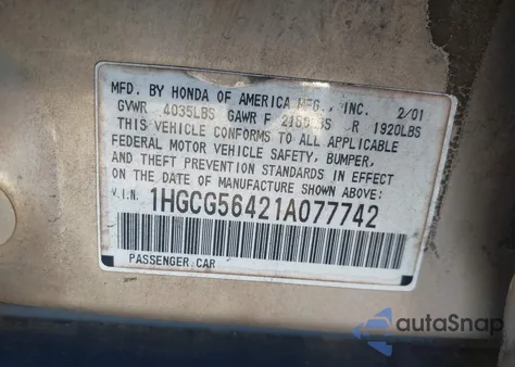 2001 Honda Accord 2.3 Lx z USA, uszkodzony, nr VIN 1HGCG56421A077742